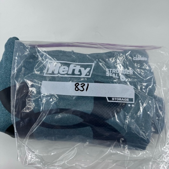 Under Armour Cold gear Longsleeve Sweatshirt/ Hoodie - Picture 8 of 8